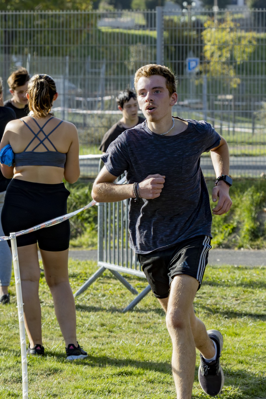 Cross garcons 12 10 23 107 