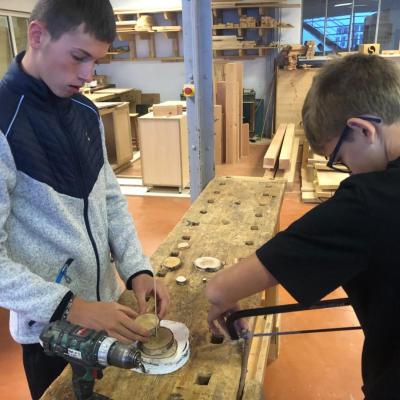 Des sapins de noel pour l ecole saint regis de saint alban 3