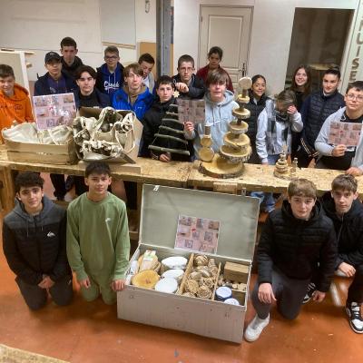 Des sapins de noel pour l ecole saint regis de saint alban 5